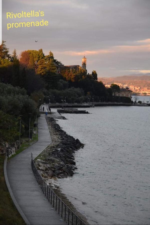 Luminoso Trilocale Con Piscina E Giardino Privato Apartamento Desenzano del Garda Exterior foto