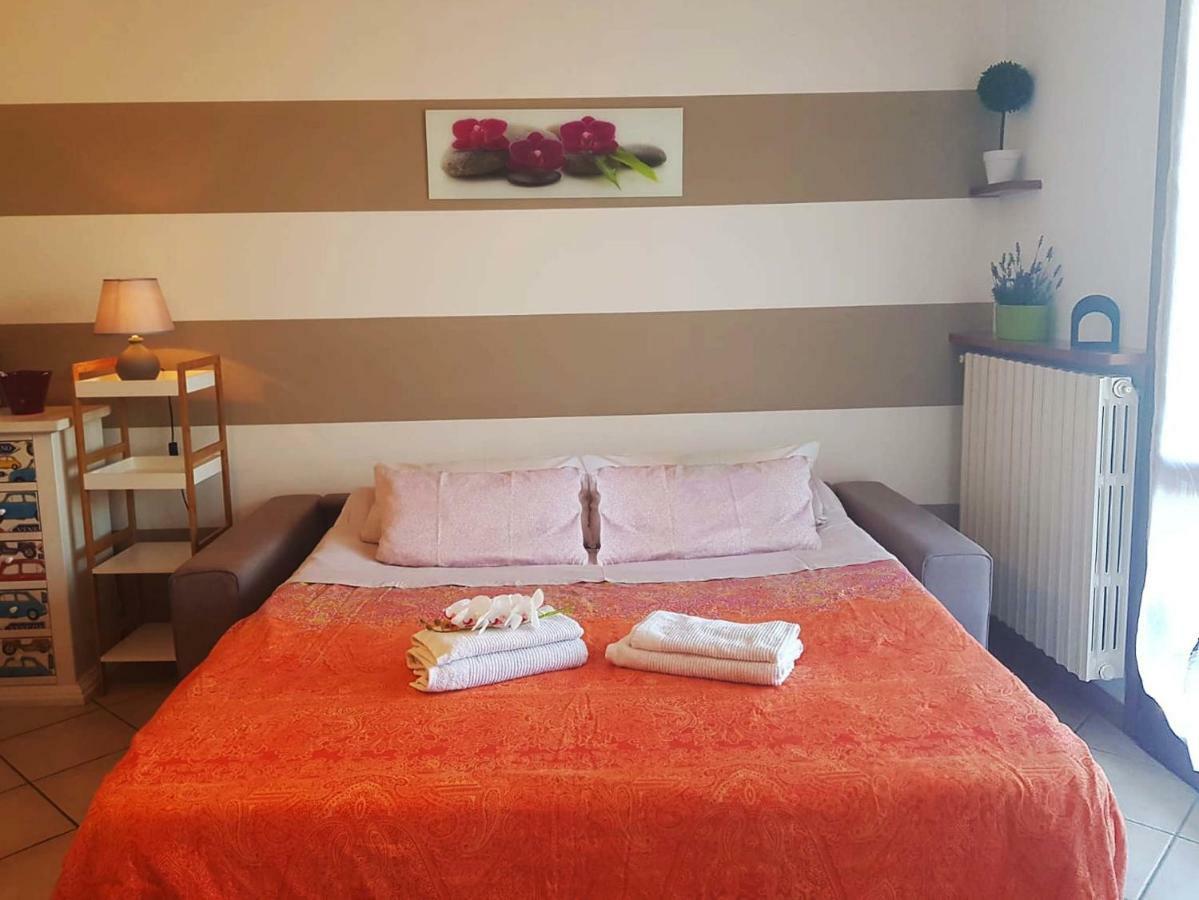 Luminoso Trilocale Con Piscina E Giardino Privato Apartamento Desenzano del Garda Exterior foto